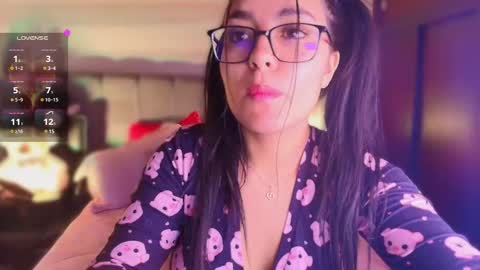 Snapshot of layla_nicols chatting on March 2025 12:23:01 PM Layla online show from March 2025 12:23:01 PM