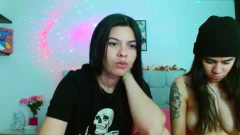 Snapshot of layla_roma chatting on December 2024 03:10:02 AM Lia and Rachel online show from December 2024 03:10:02 AM