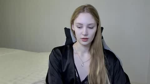 LaylaPretty001 online show from February 2025 05:30:02 AM