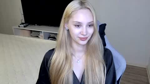 Snapshot of laylapretty001 chatting on July 2026 04:20:01 AM LaylaPretty001 online show from July 2026 04:20:01 AM