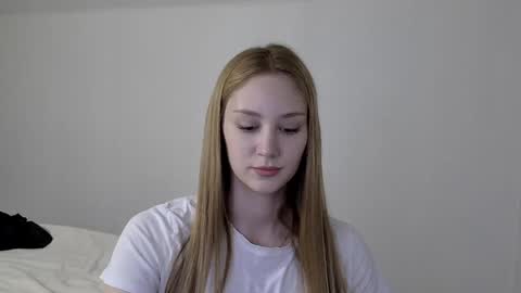 Snapshot of laylla001 chatting on December 2024 06:32:01 AM Laylla001 online show from December 2024 06:32:01 AM