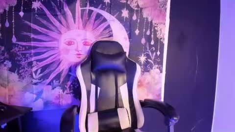 layra_66 online show from July 2026 05:19:02 PM
