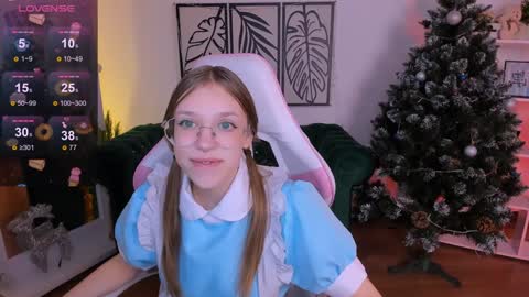 layriantavee online show from January 2025 07:17:01 AM