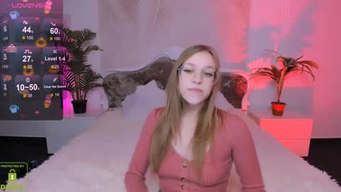 layriantavee online show from January 2025 07:06:01 AM