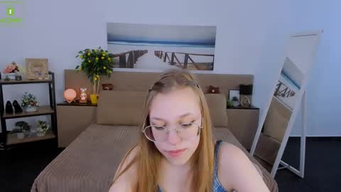 layriantavee online show from March 2025 10:20:02 AM