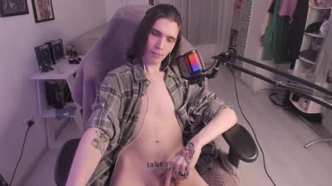 Snapshot of lazy_haze chatting on February 2026 01:39:02 AM Haze aka Slava online show from February 2026 01:39:02 AM