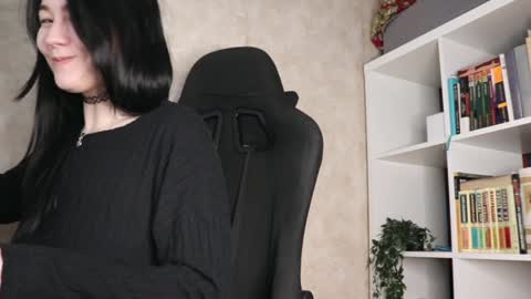 Lisa online show from December 2024 05:22:02 AM