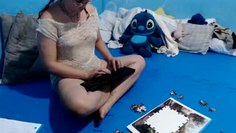 lazzy4ngel online show from July 2026 09:43:01 PM