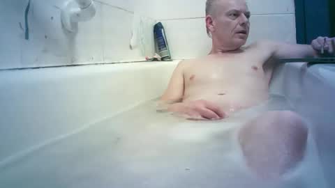 Snapshot of lbsc462 chatting on February 2026 07:10:02 PM lbsc462 online show from February 2026 07:10:02 PM