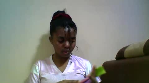 lea96546 online show from November 2025 05:04:02 PM