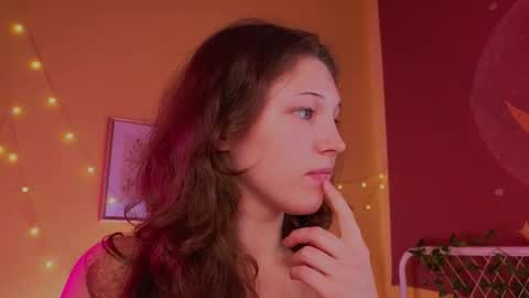 Lea online show from September 2025 05:13:01 PM