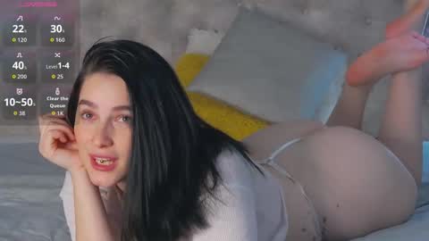 Dia online show from November 2025 05:02:01 PM