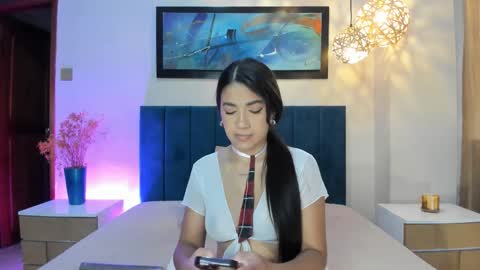 Leah Carter online show from October 2025 05:57:01 PM