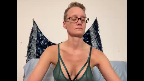 Lee online show from January 2025 10:55:01 PM