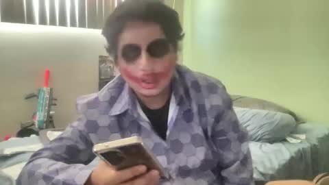 leakynutt online show from November 2025 08:10:01 PM