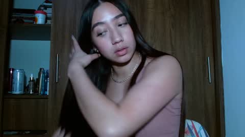 Snapshot of leanaalhub chatting on December 2024 04:20:02 AM leanaalhub online show from December 2024 04:20:02 AM