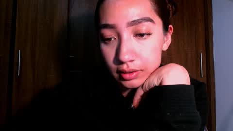 Snapshot of leanaalhub chatting on October 2025 04:07:01 AM leanaalhub online show from October 2025 04:07:01 AM