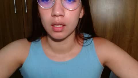 Snapshot of leanaalhub chatting on February 2026 12:09:02 AM leanaalhub online show from February 2026 12:09:02 AM