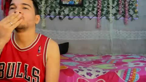 leandro49112 online show from February 2026 11:50:01 AM