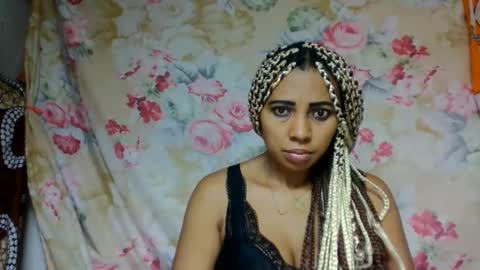 Snapshot of leatianaa chatting on June 2026 12:32:02 AM leatianaa online show from June 2026 12:32:02 AM