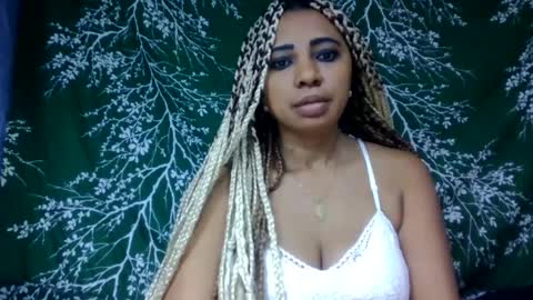 Snapshot of leatianaa chatting on July 2026 04:35:02 PM leatianaa online show from July 2026 04:35:02 PM