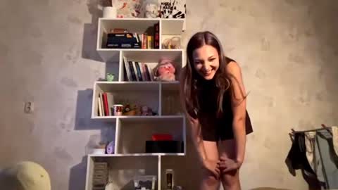 Lola online show from June 2026 05:26:02 PM