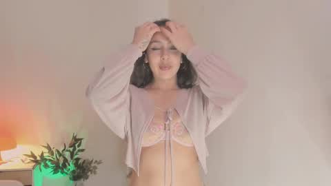 Dani  online show from November 2025 04:24:01 AM