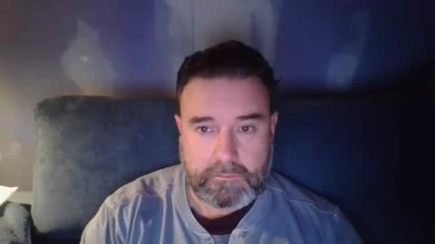 lecheare28 online show from February 2026 04:57:02 PM