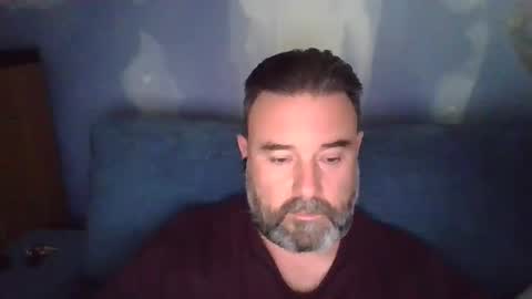 lecheare28 online show from April 2026 05:24:02 PM