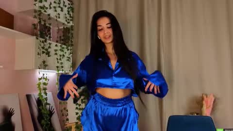 Snapshot of leeannepizzini chatting on February 2026 07:08:02 PM Jasmine online show from February 2026 07:08:02 PM