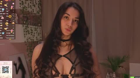 Snapshot of leeannepizzini chatting on February 2026 07:04:02 PM Jasmine online show from February 2026 07:04:02 PM