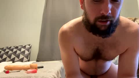 Snapshot of leearonn12 chatting on March 2025 10:13:02 AM leearonn12 online show from March 2025 10:13:02 AM