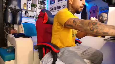 leenar_key online show from February 2026 11:40:02 AM