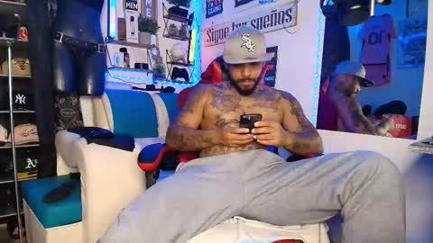 leenar_key online show from February 2026 01:56:01 PM