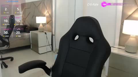 Snapshot of leethompson_ chatting on February 2025 12:12:01 PM Leet online show from February 2025 12:12:01 PM