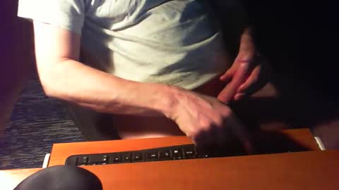 lefafun online show from April 2026 07:52:02 PM