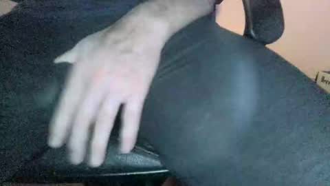 Snapshot of legmantoo chatting on September 2025 09:10:02 AM Legman online show from September 2025 09:10:02 AM