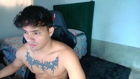 Snapshot of lei_77 chatting on April 2026 09:49:02 PM Lei online show from April 2026 09:49:02 PM