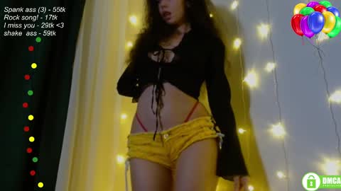 hey Im Leia and I love rock  online show from February 2025 06:41:02 PM