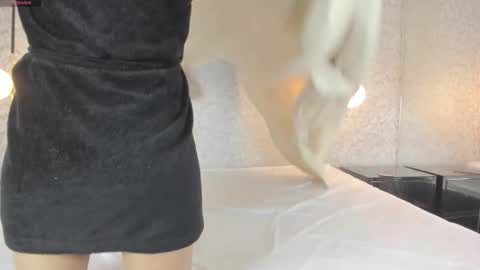 LEIGH ANGELS online show from March 2026 10:57:02 PM