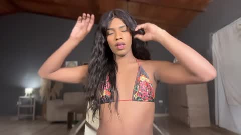 Leila     online show from April 2026 12:52:02 AM