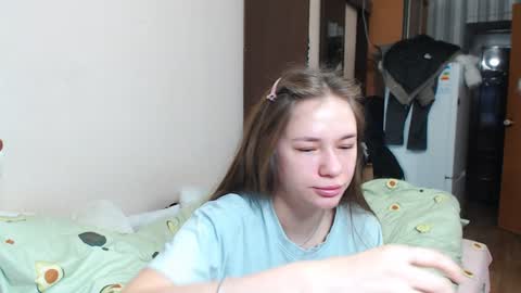 Snapshot of leila_bambi chatting on December 2024 04:38:02 AM leila_bambi online show from December 2024 04:38:02 AM