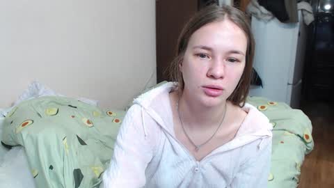 Snapshot of leila_bambi chatting on January 2025 10:45:01 AM leila_bambi online show from January 2025 10:45:01 AM