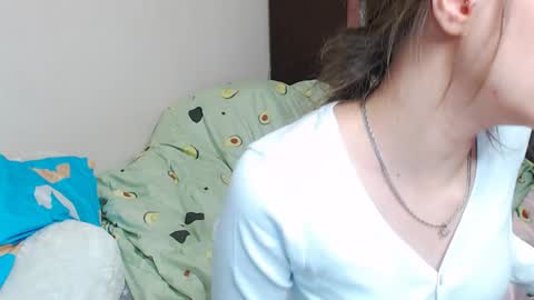 Snapshot of leila_bambi chatting on January 2025 05:07:02 PM leila_bambi online show from January 2025 05:07:02 PM