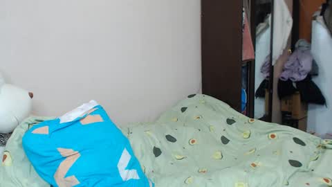 Snapshot of leila_bambi chatting on January 2025 10:41:01 PM leila_bambi online show from January 2025 10:41:01 PM