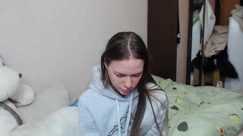 Snapshot of leila_bambi chatting on January 2025 07:39:01 PM leila_bambi online show from January 2025 07:39:01 PM