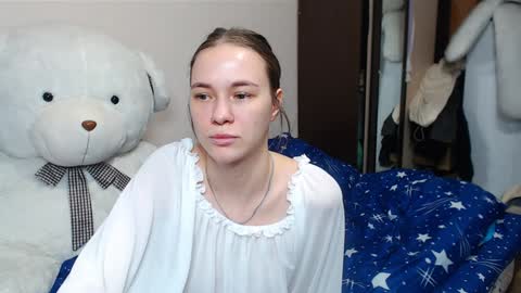 Snapshot of leila_bambi chatting on January 2025 08:14:02 AM leila_bambi online show from January 2025 08:14:02 AM