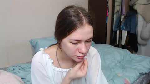 Snapshot of leila_bambi chatting on February 2025 02:57:01 PM leila_bambi online show from February 2025 02:57:01 PM