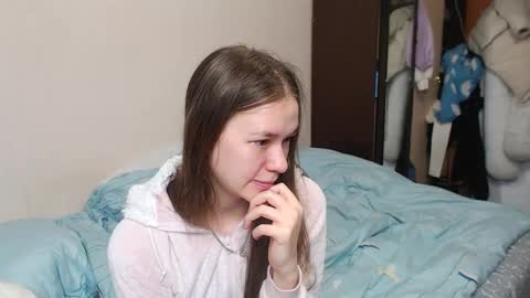 Snapshot of leila_bambi chatting on February 2025 04:33:01 PM leila_bambi online show from February 2025 04:33:01 PM