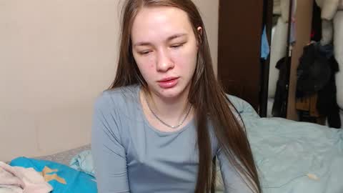 Snapshot of leila_bambi chatting on February 2025 03:58:01 AM leila_bambi online show from February 2025 03:58:01 AM